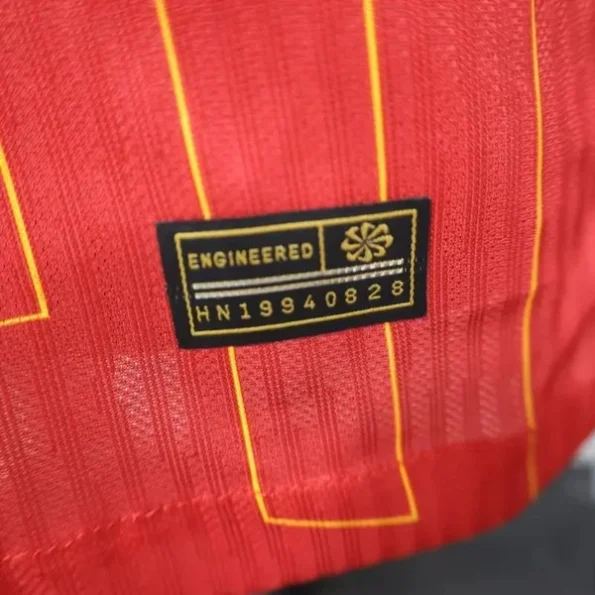 Liverpool-home-2024-25-Player-version-jersey-5